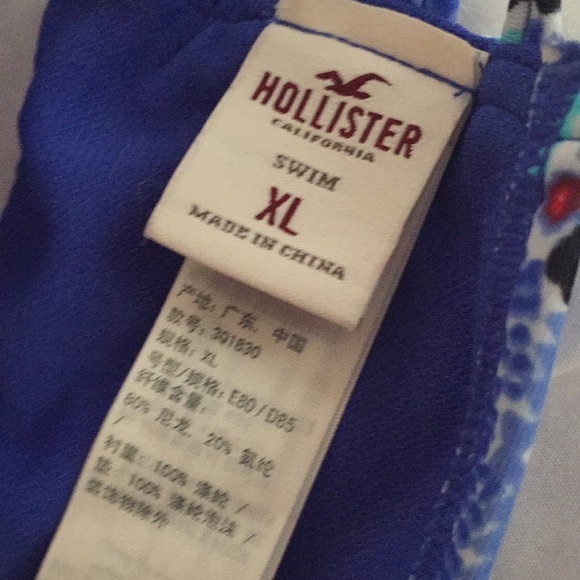 Hollister Boho Swimsuit Set (BOTTOMS NEVER WORN) - Picture 5 of 7